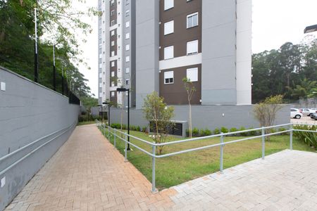 Apartamento para alugar com 42m², 2 quartos e sem vagaÁrea comum - Entrada 