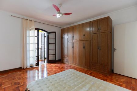 Casa para alugar com 120m², 2 quartos e 2 vagas Casa para alugar com 120m², 2 quartos e 2 vagasQuarto 1