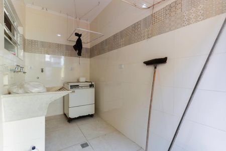 Casa para alugar com 120m², 2 quartos e 2 vagas Casa para alugar com 120m², 2 quartos e 2 vagasÁrea de serviço