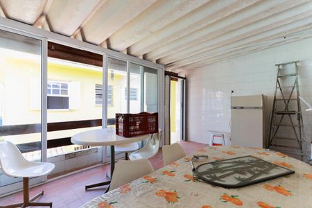 Casa para alugar com 120m², 2 quartos e 2 vagas Casa para alugar com 120m², 2 quartos e 2 vagasÁrea de lazer