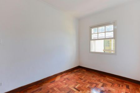 Casa para alugar com 120m², 2 quartos e 2 vagas Casa para alugar com 120m², 2 quartos e 2 vagasQuarto 2