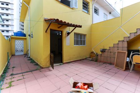 Casa para alugar com 120m², 2 quartos e 2 vagas Casa para alugar com 120m², 2 quartos e 2 vagasQuintal