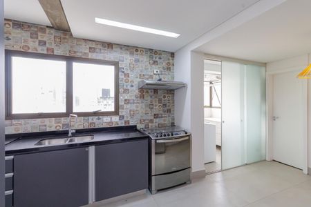 Apartamento para alugar com 250m², 3 quartos e 3 vagas Apartamento para alugar com 250m², 3 quartos e 3 vagasCozinha