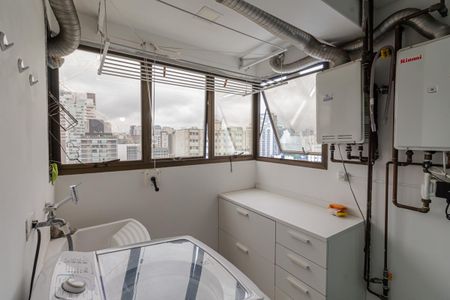 Apartamento para alugar com 250m², 3 quartos e 3 vagas Apartamento para alugar com 250m², 3 quartos e 3 vagasÁrea de Serviço