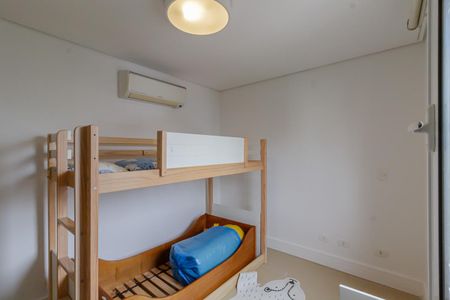 Apartamento para alugar com 250m², 3 quartos e 3 vagas Apartamento para alugar com 250m², 3 quartos e 3 vagasSuíte 2