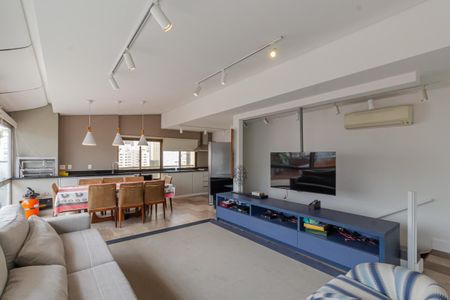 Apartamento para alugar com 250m², 3 quartos e 3 vagas Apartamento para alugar com 250m², 3 quartos e 3 vagasÁrea gourmet