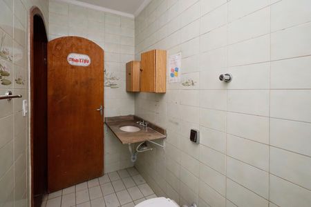 Casa para alugar com 346m², 7 quartos e 3 vagasBanheiro da Suíte 1