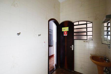 Casa para alugar com 346m², 7 quartos e 3 vagasBanheiro 4