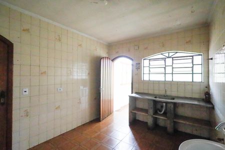 Casa para alugar com 346m², 7 quartos e 3 vagasCozinha 
