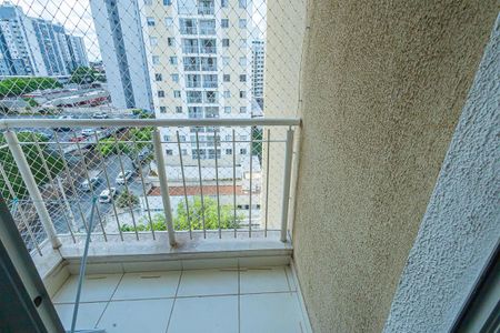 Apartamento para alugar com 47m², 2 quartos e 2 vagas Apartamento para alugar com 47m², 2 quartos e 2 vagasvaranda