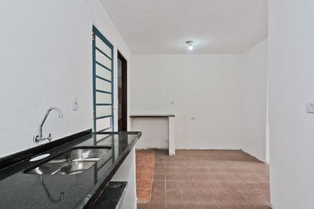 Casa para alugar com 90m², 2 quartos e 2 vagasCozinha