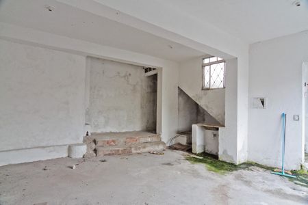 Casa para alugar com 90m², 2 quartos e 2 vagasÁrea externa