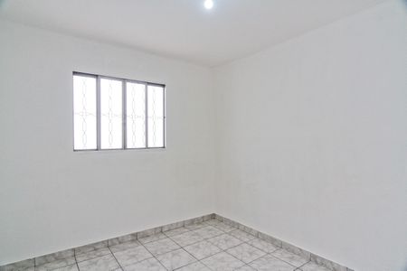 Casa para alugar com 90m², 2 quartos e 2 vagasQuarto 2