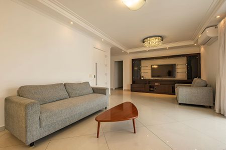 Apartamento para alugar com 185m², 4 quartos e 3 vagasSala