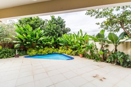 Vista da Sala de casa de condomínio para alugar com 4 quartos, 360m² em Residencial Quatro (alphaville), Santana de Parnaíba