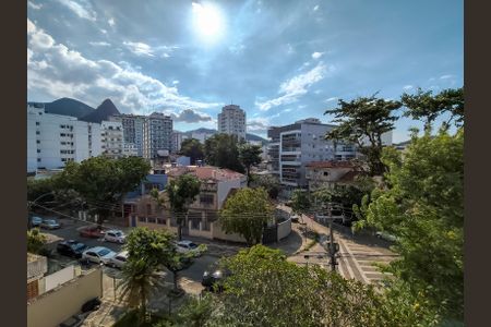 Apartamento para alugar com 75m², 2 quartos e 1 vagaVista do Quarto 2