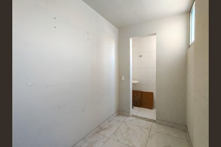 Apartamento para alugar com 75m², 2 quartos e 1 vagaÁrea de Serviço