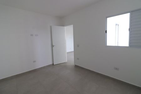 Quarto 1 de apartamento para alugar com 2 quartos, 58m² em Bussocaba, Osasco