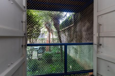 Varanda de kitnet/studio para alugar com 1 quarto, 32m² em Jardim Caravelas, São Paulo