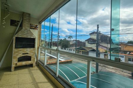 Casa para alugar com 83m², 3 quartos e 1 vagavaranda 