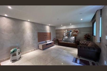 Casa para alugar com 5 quartos, 360m² em Colégio Batista, Belo Horizonte