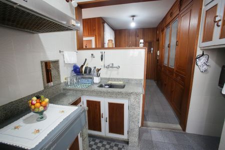 Casa à venda com 188m², 4 quartos e 3 vagasCozinha