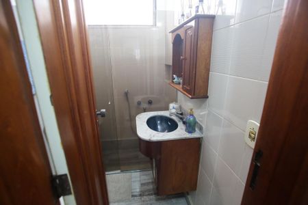 Casa à venda com 188m², 4 quartos e 3 vagasBanheiro Social