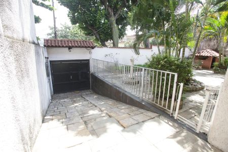 Casa à venda com 188m², 4 quartos e 3 vagasGaragem