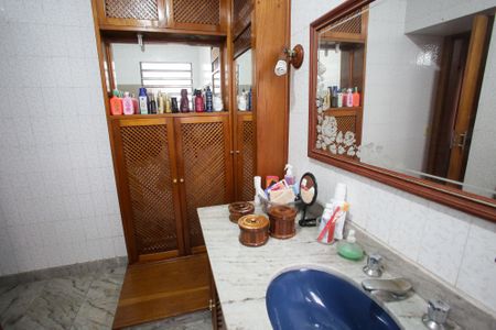 Casa à venda com 188m², 4 quartos e 3 vagasBanheiro da Suíte 1
