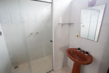 Casa à venda com 188m², 4 quartos e 3 vagasBanheiro da Suíte 2