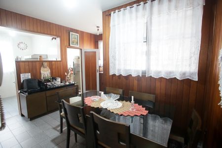 Casa à venda com 188m², 4 quartos e 3 vagasCopa