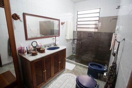 Casa à venda com 188m², 4 quartos e 3 vagasBanheiro da Suíte 1