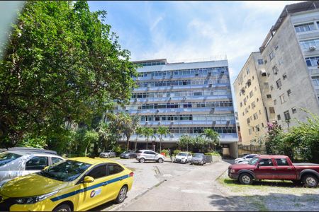 Apartamento à venda com 115m², 3 quartos e sem vagaFachada