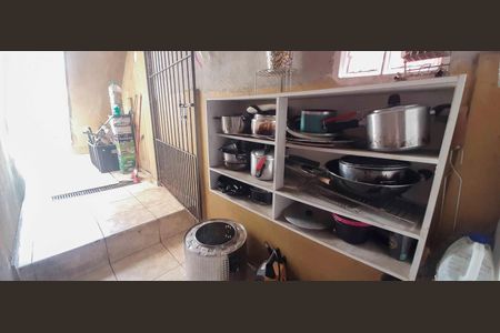 Casa à venda com 206m², 4 quartos e 2 vagas