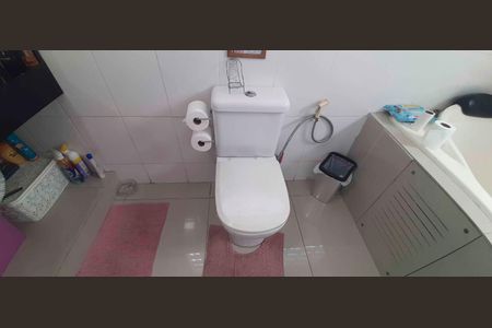 Casa à venda com 206m², 4 quartos e 2 vagas