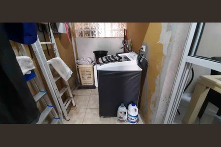 Casa à venda com 206m², 4 quartos e 2 vagas Casa à venda com 206m², 4 quartos e 2 vagasÁrea de Serviço