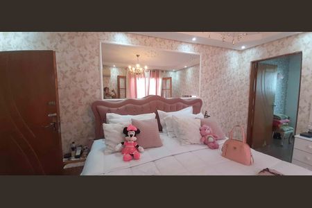 Casa à venda com 206m², 4 quartos e 2 vagas