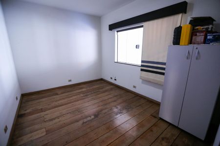 Casa à venda com 800m², 4 quartos e 4 vagas Casa à venda com 800m², 4 quartos e 4 vagasQuarto 5