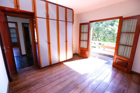 Casa à venda com 800m², 4 quartos e 4 vagasQuarto 4