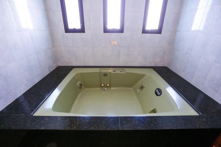 Casa à venda com 4 quartos, 800m² em Vila Pereira Cerca, São Paulo