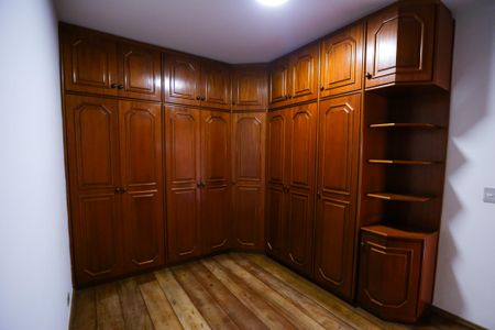 Casa à venda com 4 quartos, 800m² em Vila Pereira Cerca, São Paulo