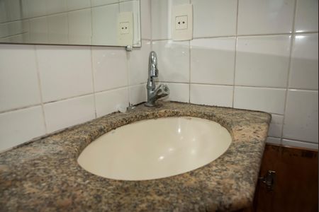 Banheiro de kitnet/studio para alugar com 1 quarto, 45m² em Vila da Saúde, São Paulo