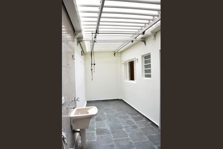 Casa para alugar com 224m², 4 quartos e 4 vagasDetalhe - Área da Churrasqueira e Área de Serviço