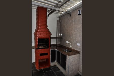 Casa para alugar com 224m², 4 quartos e 4 vagasDetalhe - Área da Churrasqueira e Área de Serviço