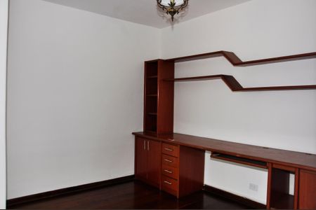 Casa para alugar com 224m², 4 quartos e 4 vagasDetalhe - Hall dos Quartos