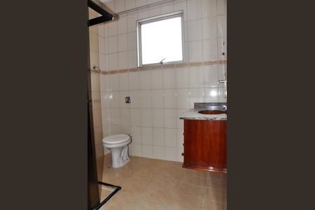 Casa para alugar com 224m², 4 quartos e 4 vagasDetalhe - Banheiro Social