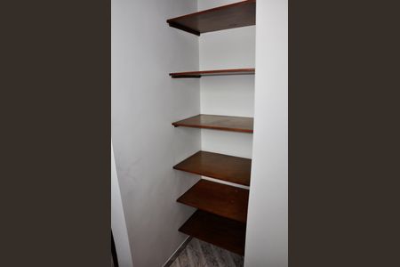 Casa para alugar com 224m², 4 quartos e 4 vagasDetalhe - Closet