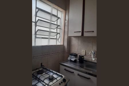 Cozinha de apartamento à venda com 1 quarto, 50m² em Petrópolis, Porto Alegre
