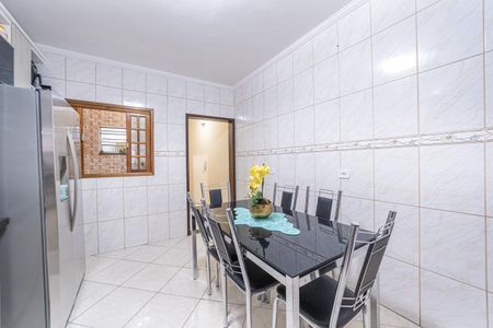 Casa à venda com 101m², 3 quartos e 2 vagasCozinha