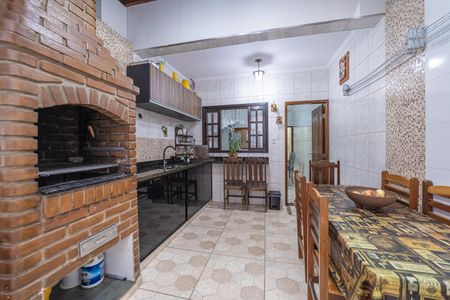 Casa à venda com 101m², 3 quartos e 2 vagasÁrea gourmet